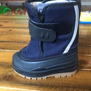 LL bean size 5 Northwoods Navy Toddler Boots - never worn